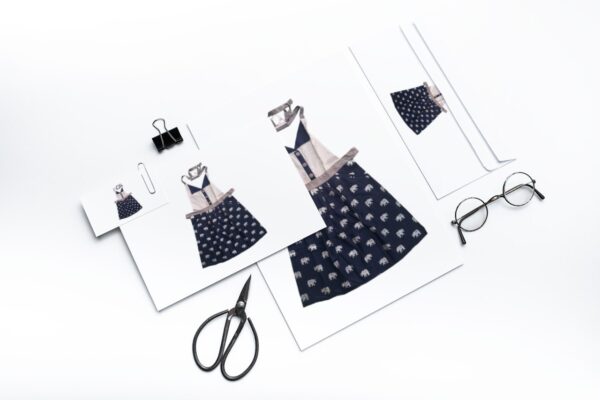 Dual-Tone Multipurpose Apron with Pockets