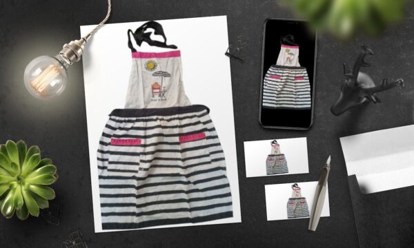 Chic Trio Apron with Two Pockets